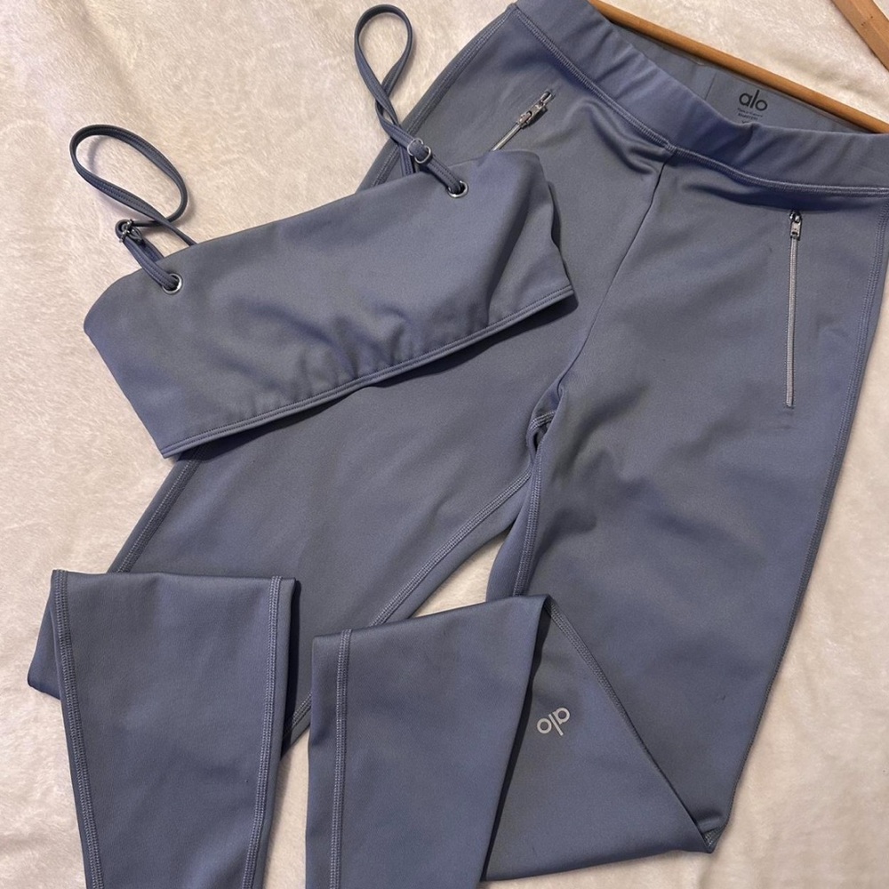 SOLD ALO Yoga Blue Set